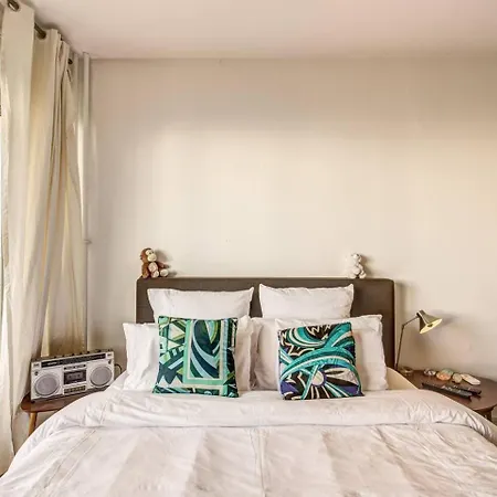 Rue Saint-maur 1-bed Balcony And View Appartamento